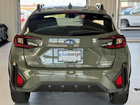 Used 2024 Subaru Crosstrek 2.5i Limited image 4