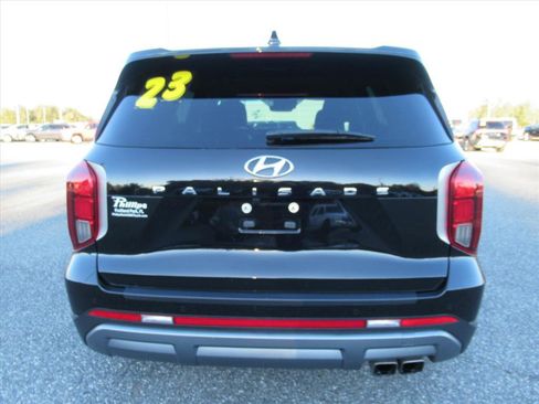 Used 2023 Hyundai Palisade SEL w/ Premium Package image 5