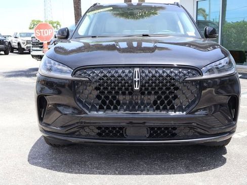 New 2025 Lincoln Aviator 2WD w/ Jet Appearance Package image 2