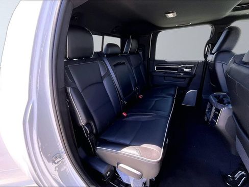 New 2026 RAM 3500 Laramie AWD/4WD image 18