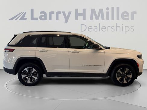 Used 2024 Jeep Grand Cherokee Limited 4xe AWD/4WD image 6