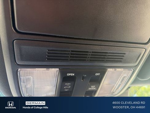 Used 2025 Honda Passport TrailSport image 28