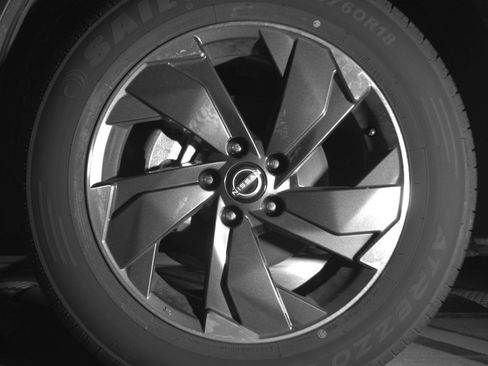 Used 2025 Nissan Rogue SV image 12