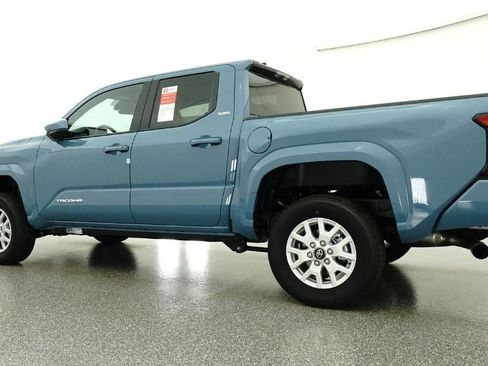 New 2026 Toyota Tacoma SR5 RWD image 20