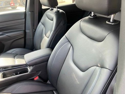 New 2026 Jeep Compass Limited AWD/4WD image 12