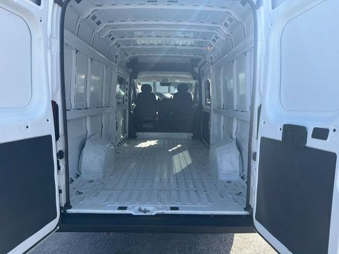 Used 2023 RAM ProMaster 3500 FWD image 5