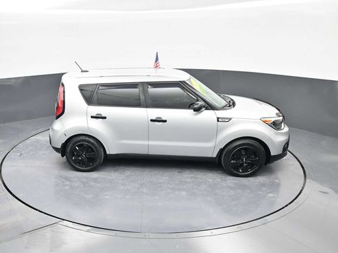 Used 2019 Kia Soul image 30