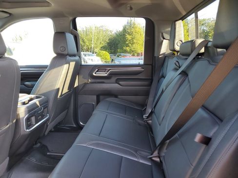 Used 2024 Chevrolet Silverado 2500 LTZ w/ LTZ Plus Package AWD/4WD image 11