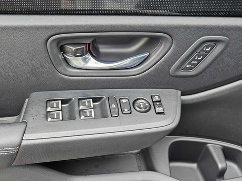 Used 2024 Honda Pilot Elite image 42