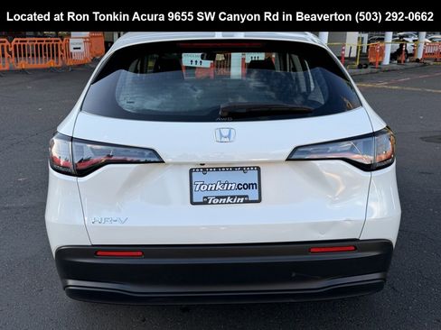 Used 2024 Honda HR-V LX image 7