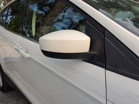 Used 2017 Ford Escape SE AWD/4WD image 10