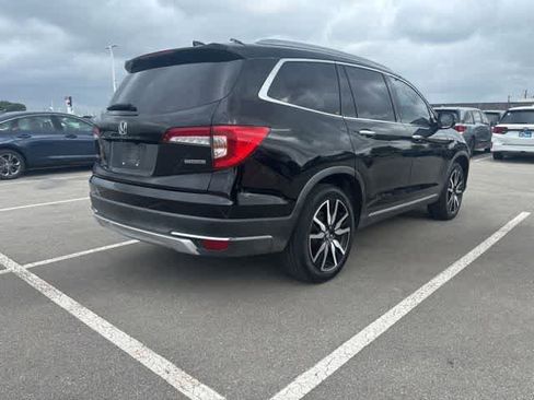 Used 2019 Honda Pilot Touring image 5