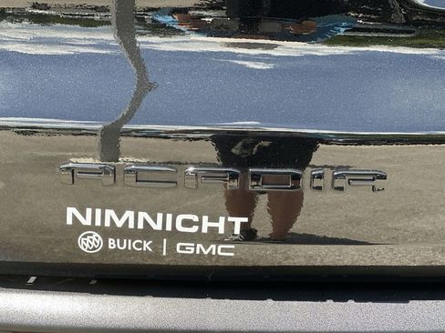 Certified 2025 GMC Acadia Elevation w/ Black Edition FWD image 30