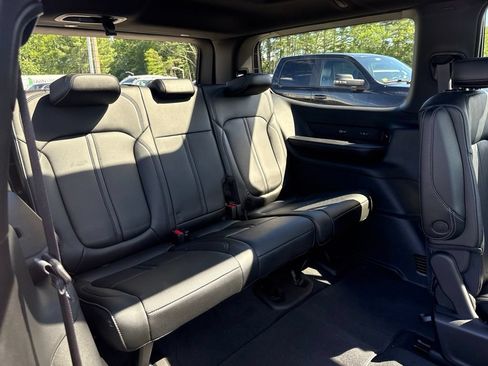 New 2026 Jeep Grand Wagoneer Limited w/ Premium Group II AWD/4WD image 29