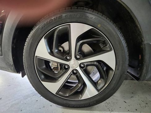 Used 2017 Hyundai Tucson Value AWD/4WD image 26