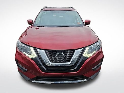 Used 2018 Nissan Rogue SV w/ Premium Package image 2