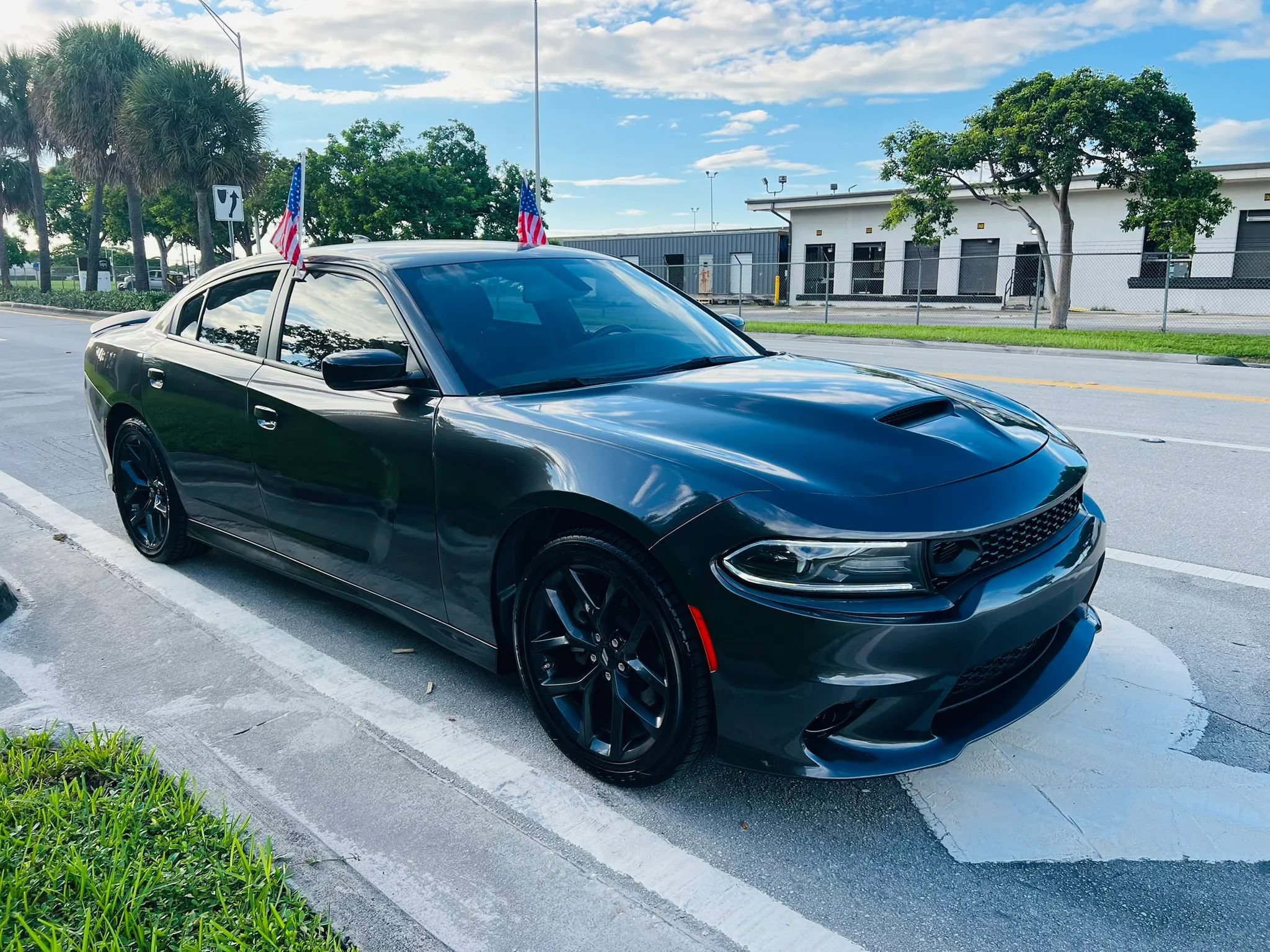 Used 2023 Dodge Charger R/T w/ Blacktop Package RWD image 7