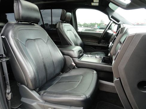 Used 2019 Ford Expedition Max Limited AWD/4WD image 7