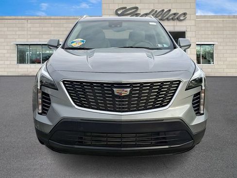 Certified 2023 Cadillac XT4 Luxury w/ Cold Weather Package AWD/4WD image 3