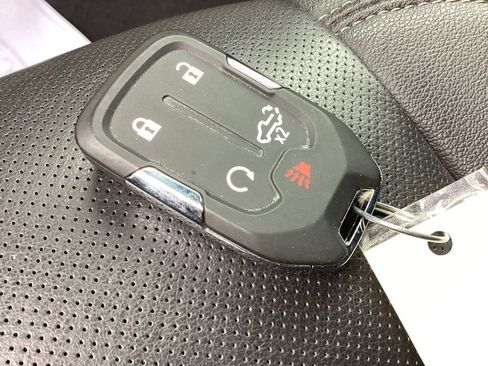 Used 2021 GMC Sierra 1500 SLT image 30