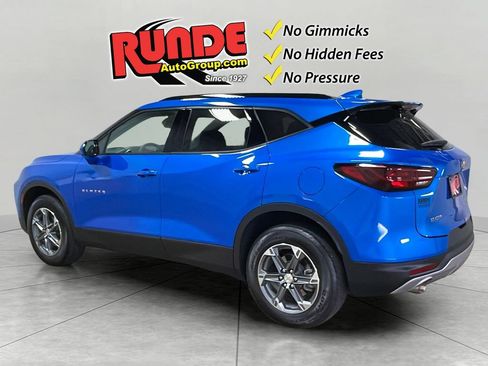 Used 2024 Chevrolet Blazer LT w/ Convenience Package FWD image 4