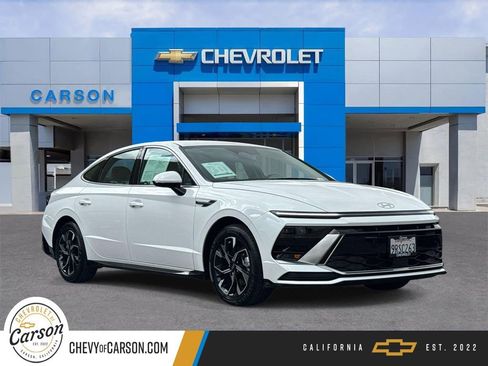 Used 2025 Hyundai Sonata SEL FWD image 1
