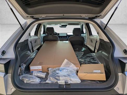 New 2026 Hyundai Ioniq 5 SE image 18