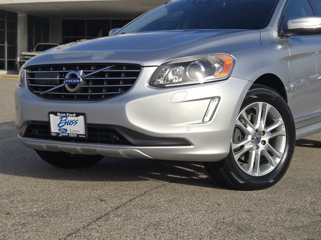 Used 2016 Volvo XC60 T5 Platinum w/ Protection Package AWD/4WD image 2