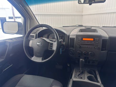 Used 2006 Nissan Titan SE AWD/4WD image 15