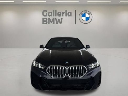 Used 2024 BMW X6 xDrive40i w/ Executive Package AWD/4WD image 3