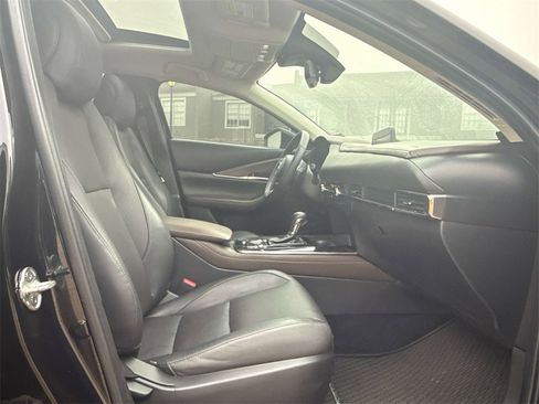 Used 2020 MAZDA CX-30 FWD w/ Premium Package image 14
