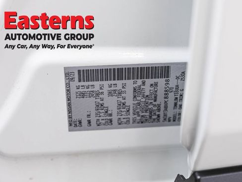 Used 2023 Nissan Rogue S AWD/4WD image 35