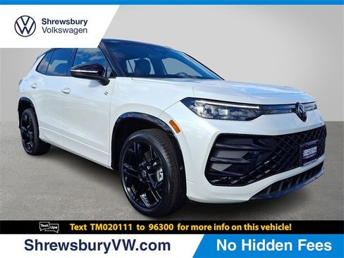 New 2026 Volkswagen Tiguan SE R-Line image 1