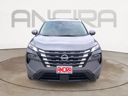 Used 2025 Nissan Rogue SV w/ SV Premium Package FWD image 6
