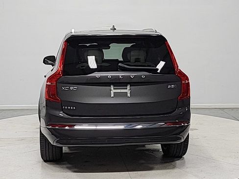 Used 2024 Volvo XC90 B5 Plus AWD/4WD image 6
