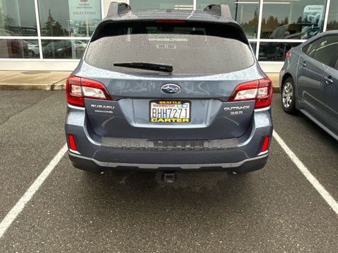 Used 2015 Subaru Outback 3.6R Limited image 11