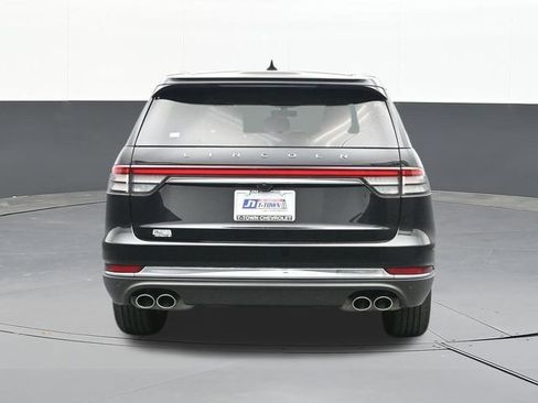 Used 2022 Lincoln Aviator Reserve w/ Equipment Group 201A AWD/4WD image 10
