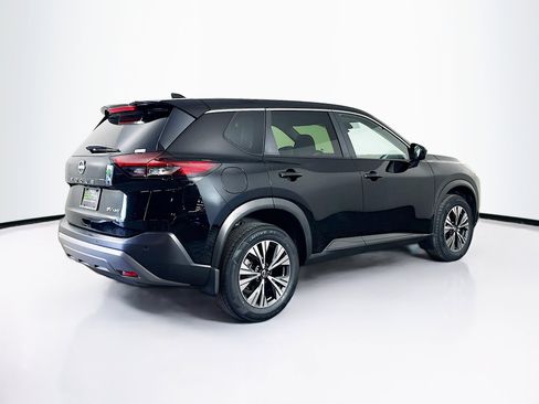 Used 2023 Nissan Rogue SV AWD/4WD image 9