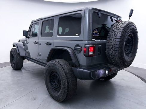 Used 2020 Jeep Wrangler Unlimited Sahara AWD/4WD image 9