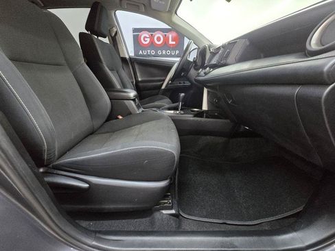 Used 2018 Toyota RAV4 XLE AWD/4WD image 20