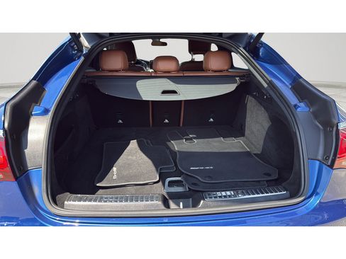 Used 2023 Mercedes-Benz GLC 300 4MATIC Coupe image 21
