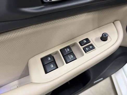 Used 2016 Subaru Legacy 3.6R Limited image 23