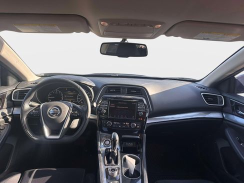 Used 2019 Nissan Maxima 3.5 S w/ Floor Mat Group FWD image 10