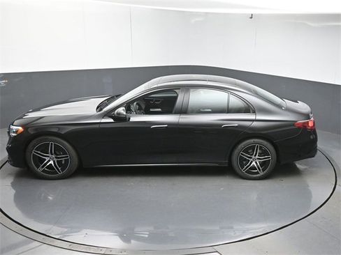 New 2026 Mercedes-Benz E 450 4MATIC Sedan image 45