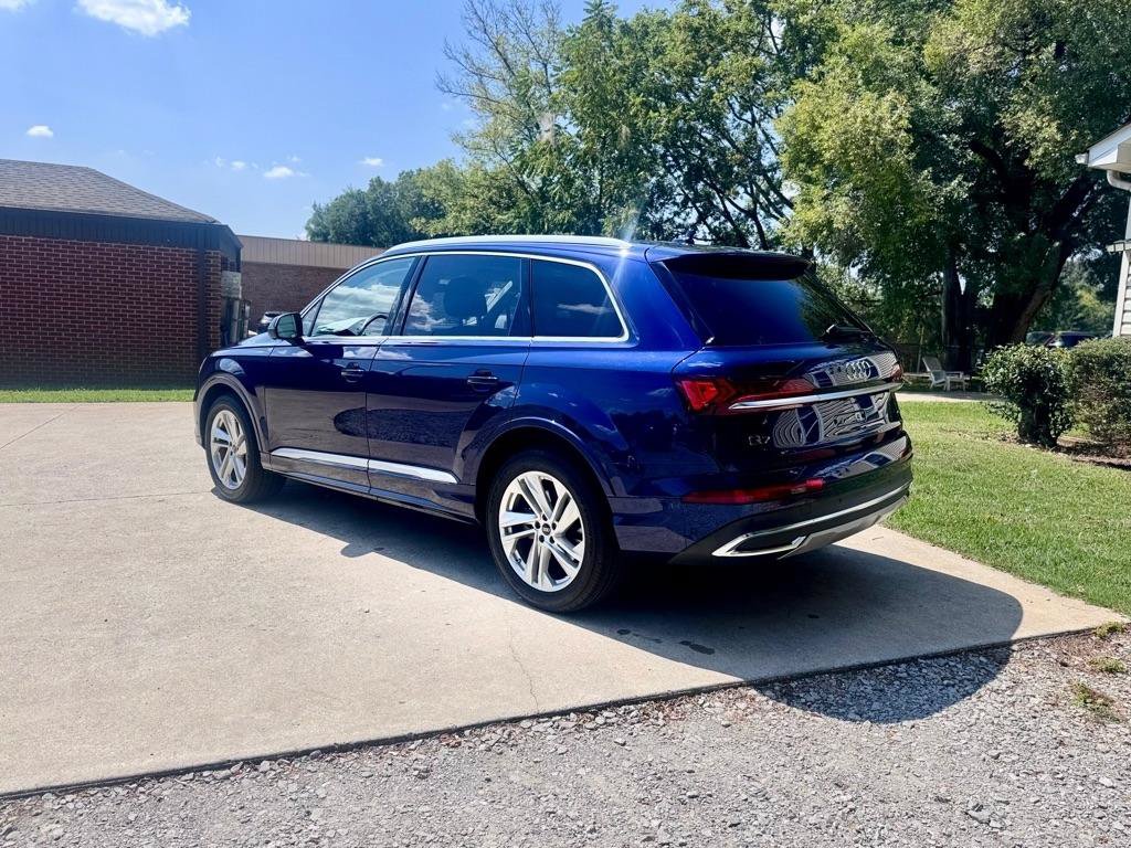 Used 2022 Audi Q7 3.0T Premium Plus AWD/4WD image 2