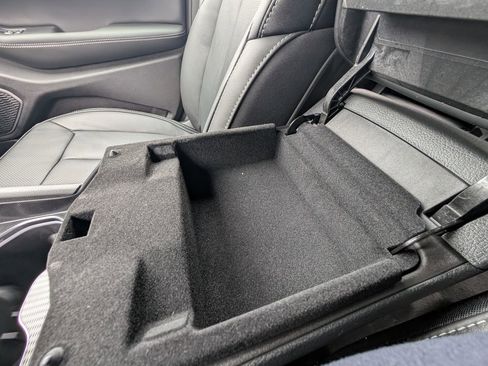 New 2026 Jeep Grand Cherokee L Limited AWD/4WD image 39