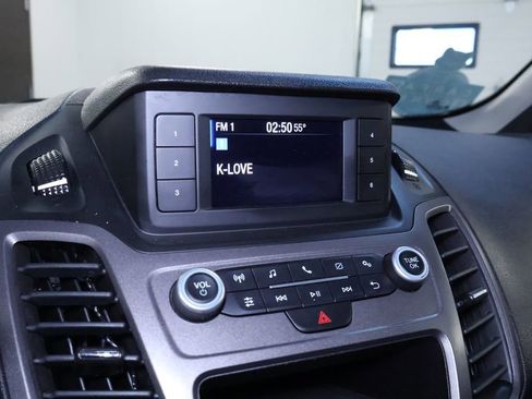Used 2020 Ford Transit Connect XL image 25