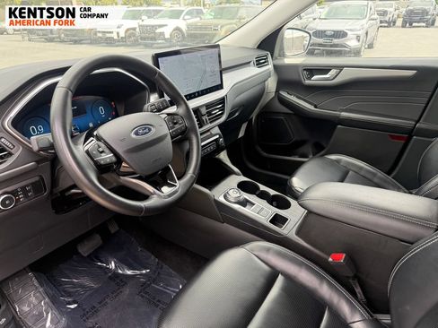 Used 2024 Ford Escape Platinum AWD/4WD image 29