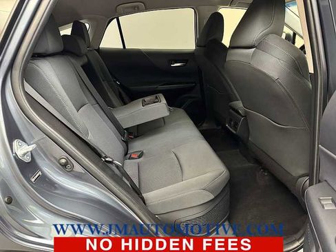 Used 2021 Toyota Venza LE image 17