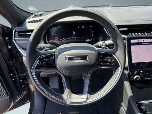 New 2024 Jeep Grand Cherokee Overland w/ Trailer Tow Package image 20